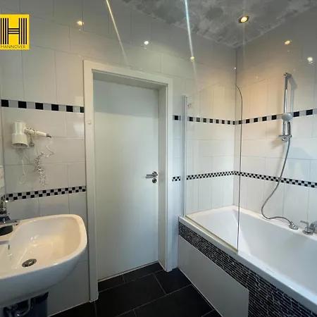 303 Schoene Monteur Bis 4 Personen Apartment Hannover